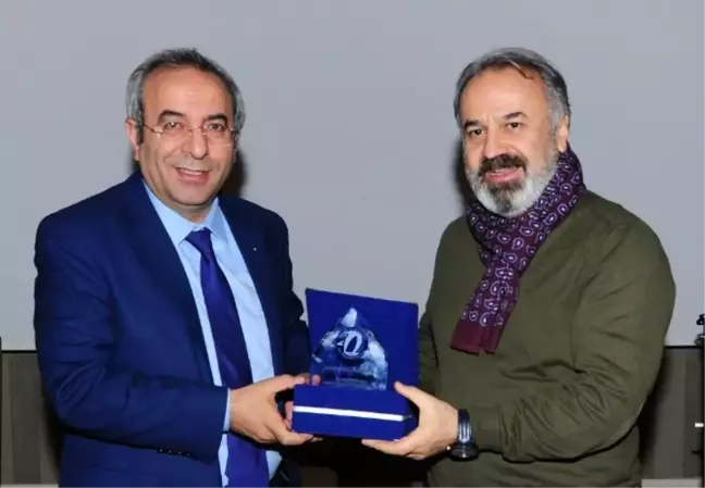 Kurucu Dekan Eskitaşçıoğlu'na Veda Yemeği