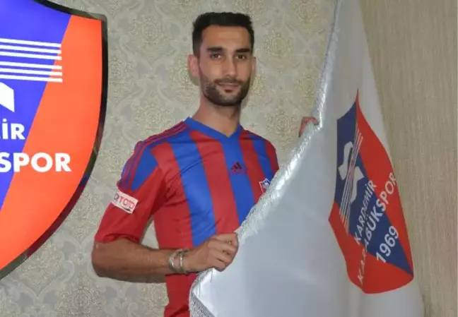 Kardemir Karabükspor Ferhat Görgülü'yü Renklerine Bağladı