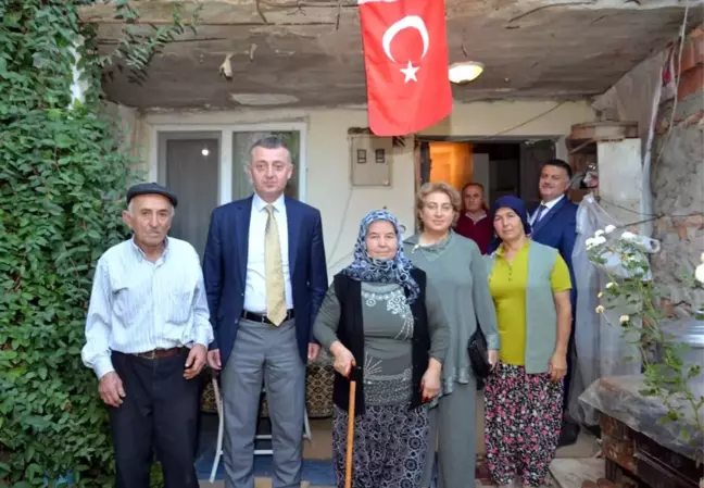 Vali Büyükakın'dan Şehit Ailesine Ziyaret