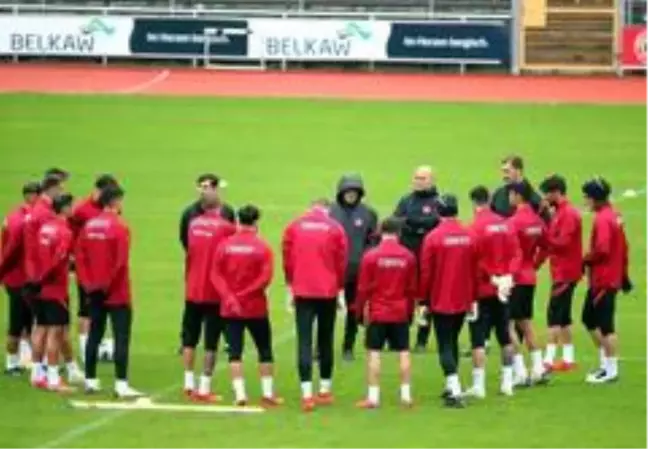 A Milli Futbol Takımı, Rusya maçının hazırlıklarına başladı