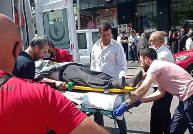 Midyat'ta kırmızı ışıkta yolun karşısına geçmeye kalkan şahsa tır çarptı