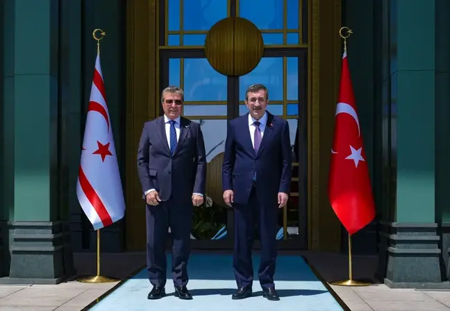 Cumhurbaşkanı Yardımcısı Yılmaz, KKTC Başbakanı Üstel ile görüştü Açıklaması