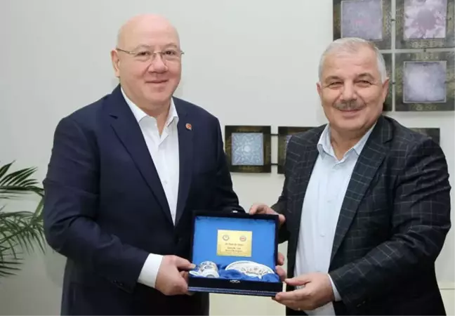 Memur-Sen'den Bgc'ye Anlamlı Ziyaret