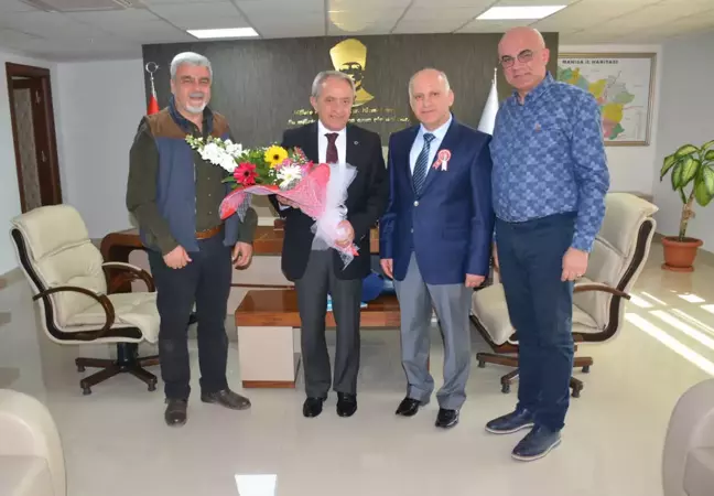 Mine Çakıroğlu'nun Geçmiş Geçmemiş Kitabı Okurlarla Buluşuyor