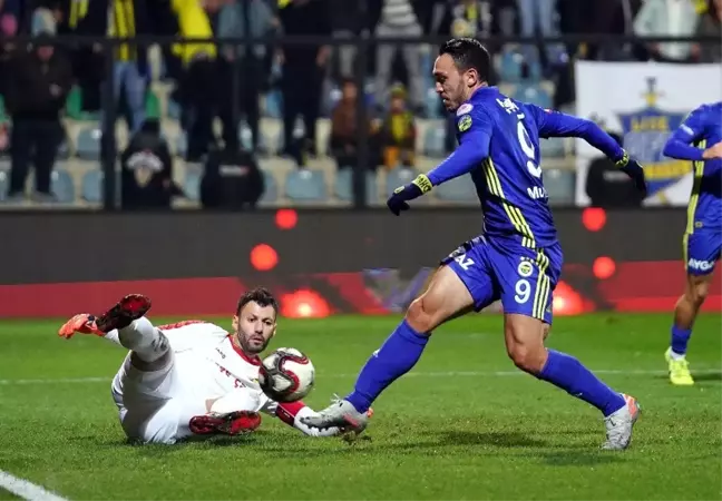 Ziraat Türkiye Kupası: İstanbulspor: 0 - Fenerbahçe: 0 (İlk yarı)