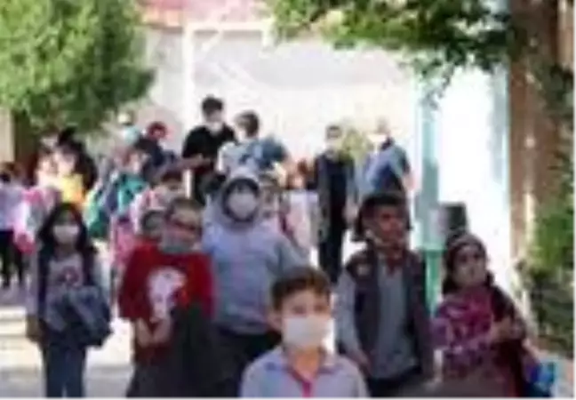 Son dakika haberi | Prof. Dr. Ertuğrul: Maske değiştiren çocukların hastalık bulaştırma riski var