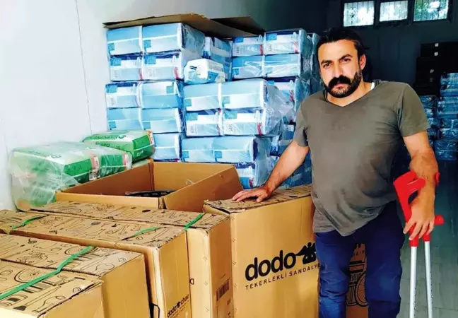 Kahtalı doktordan engelliler için sandalye bağışı