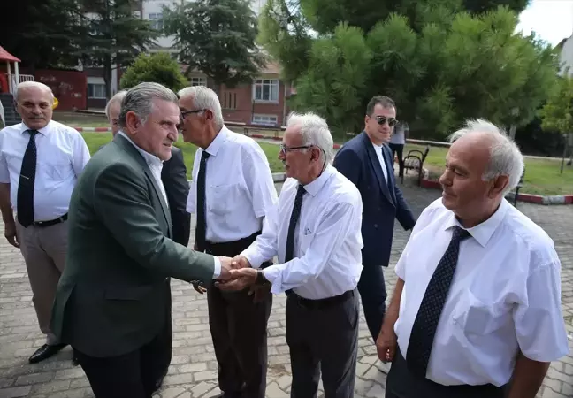 Bakan Osman Aşkın Bak Edirne'de Ziyaretler Gerçekleştirdi