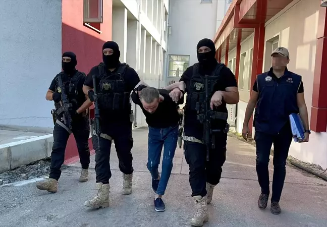 MİT'in Operasyonları ile El Kaide Üyesi Teröristler Yakalandı