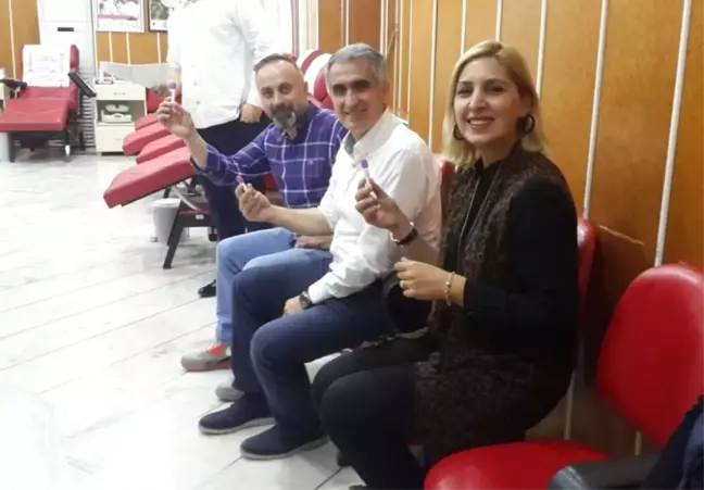 AK Parti Nilüfer'den Kan ve Kök Hücre Bağışı