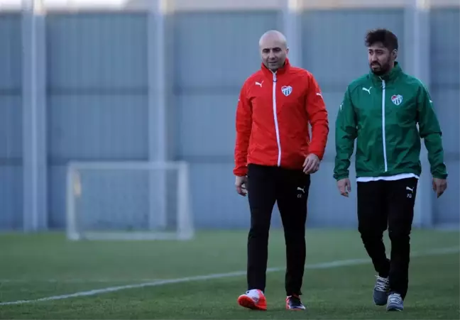 Hiçbir Resmi Maçta Forma Giyemeden Ayrıldı