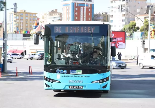 Şanlıurfa'nın İlk Kadın Otobüs Şoförü Fatma Hort Kumaş Hayalini Gerçekleştirdi