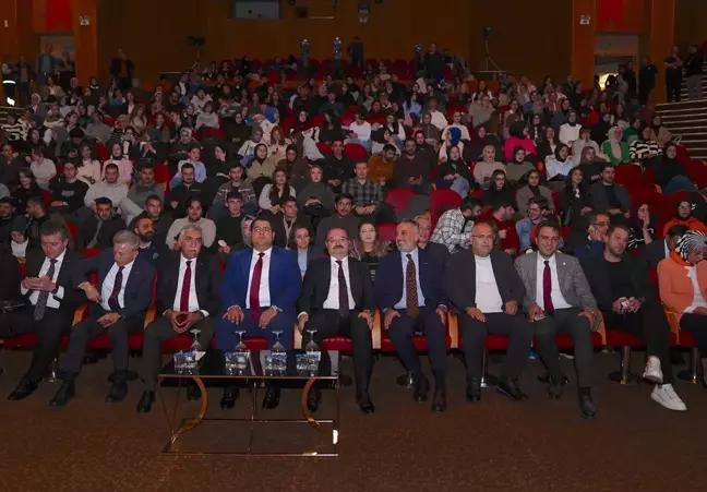 Atatürk Üniversitesi'nde TEDx Etkinliği Gerçekleştirildi