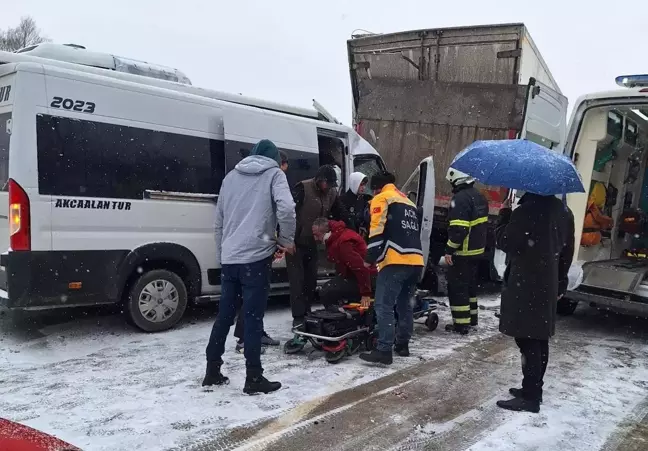 Zonguldak'ta Zincirleme Trafik Kazası: 1 Yaralı