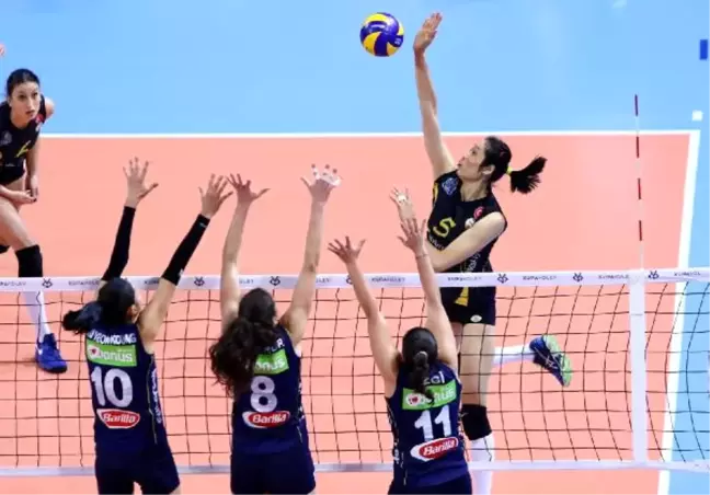 Kupa Voley Fenerbahçe'nin Oldu