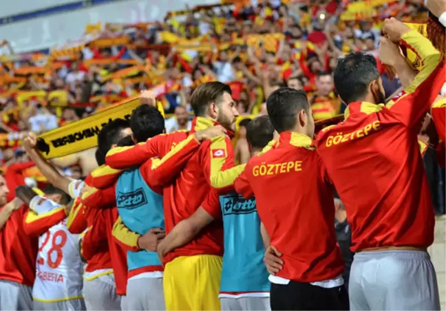 Göztepe'de Bekleyiş