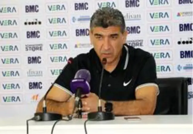 Ümraniyespor'da teknik direktör Sait Karafırtınalar ile yollar ayrıldı