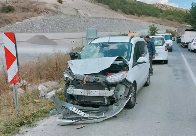 Kütahya'da Motosiklet Kazası: Sürücü Ağır Yaralandı