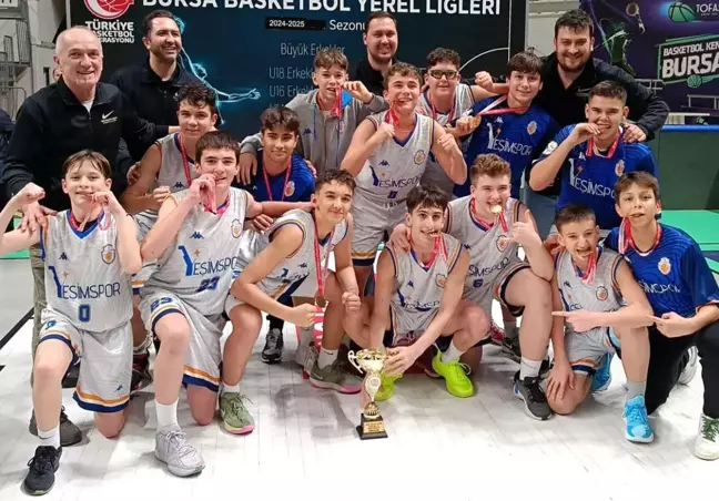 Yeşim Spor U14 Basketbol Takımı Namağlup Şampiyon Oldu