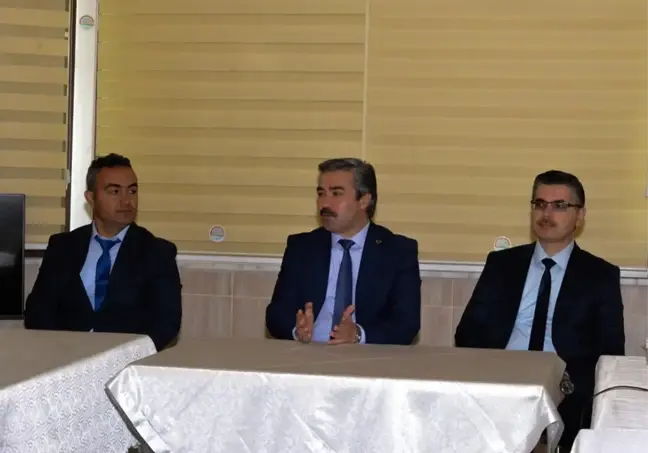 Hayvan Hastalıkları ve Hayvanların Kayıt Altına Alınması Konulu Bilgilendirme Toplantısı Yapıldı