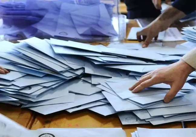 İzmir'de AK Parti'den 25 İlçede Usulsüzlük İtirazı