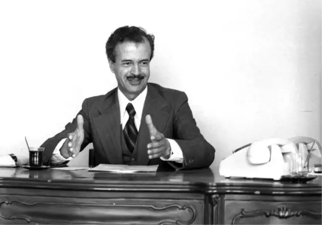 Şevket Kazan kimdir? Şevket Kazan neden öldü? Şevket Kazan hangi görevleri yaptı? Şevket Kazan'ın hayatı ve biyografisi!