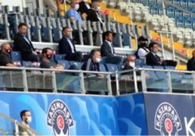 Fenerbahçe yönetimi, VAR'da iptal edilen gol nedeniyle Fırat Aydınus'a tepki gösterdi