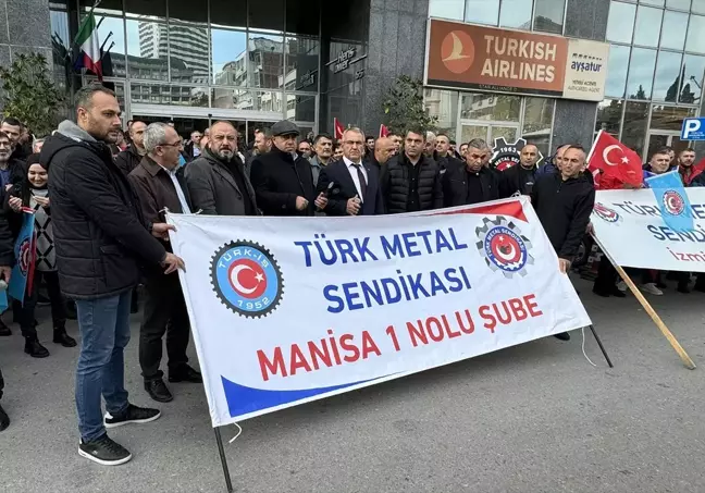 Türk Metal Sendikası Üyeleri MESS'i Protesto Etti