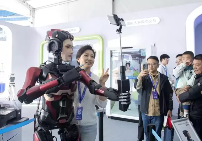 Hefei'de 7. Dünya Ses Fuarı ve iFlytek 1024 Geliştirici Festivali Başladı