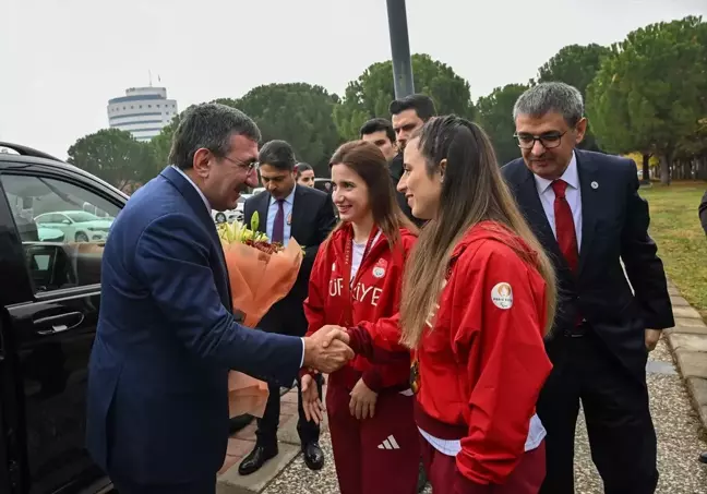 Cevdet Yılmaz: Enflasyonda Düşüş Başladı, Gelecek Yıl Daha İyi Olacak