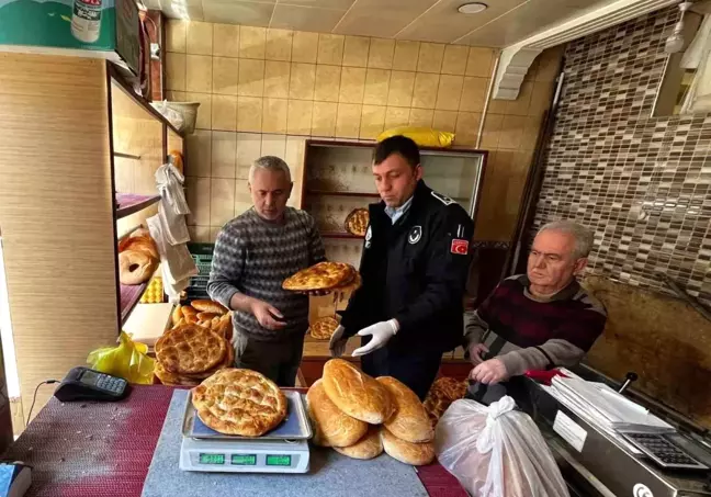 Bayburt'ta Zabıta Ekiplerinden Fırın Denetimi