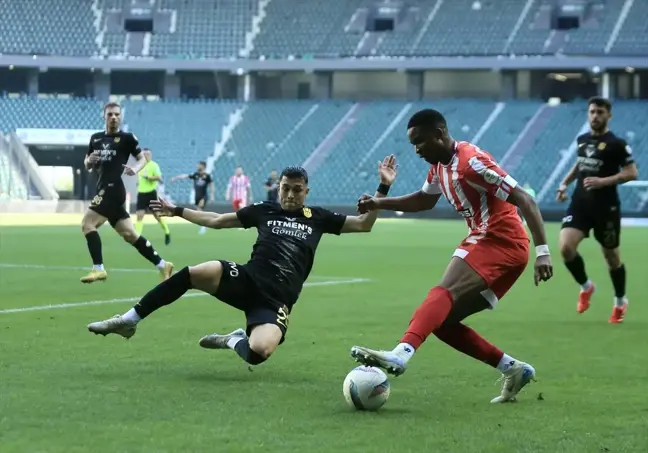Boluspor'un Tarihi Zaferi: Yeni Malatyaspor'u 10-1 Yenerek Dikkatleri Üzerine Çekti