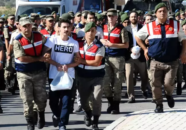 Hero' Tişörtüne Kamu Davası Açıldı