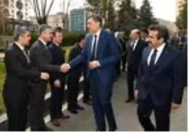 Bakan Selçuk'tan Diyarbakır Büyükşehir Belediyesi'ne ziyaret