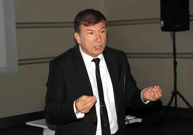 Tanju Çolak: