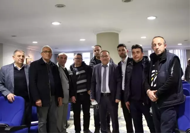 Tavşanlı Marangozlar Başkanı Çağlar, güven tazeledi