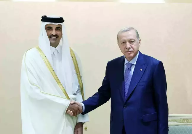 Cumhurbaşkanı Erdoğan, Katar Emiri ile Astana'da bir araya geldi