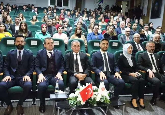 Adana'da Kamu Görevlilerine Dezenformasyonla Mücadele Eğitimi Başladı