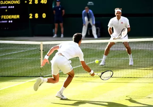 Federer'i deviren Novak Djokovic, Wimbledon'da şampiyon oldu