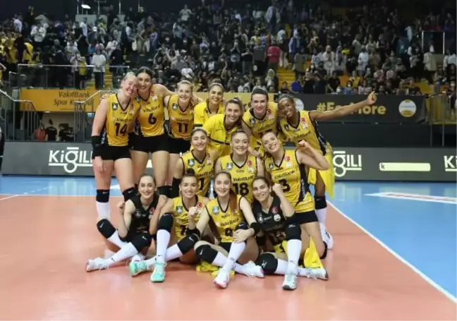 VakıfBank, Misli.com Sultanlar Ligi'nde finalde