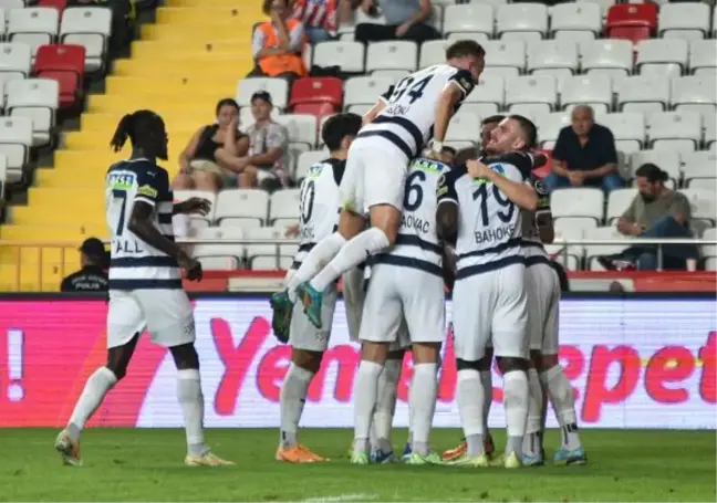 Futbol: Spor Toto Süper Lig
