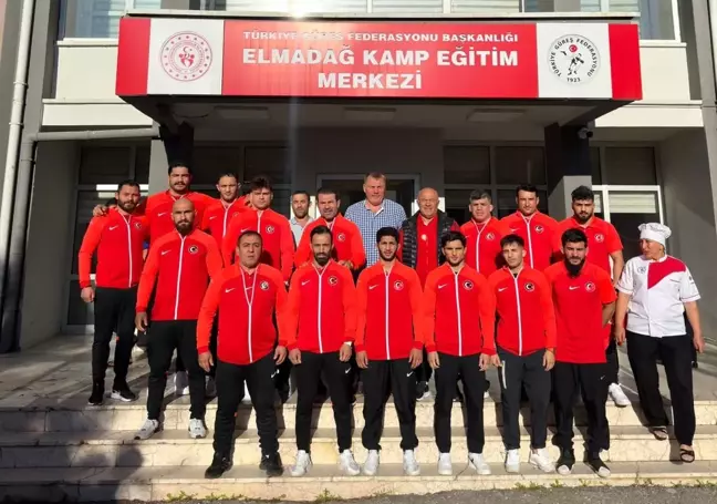 Serbest Güreş Milli Takımı Dünya Güreş Şampiyonası için Belgrad'a gitti
