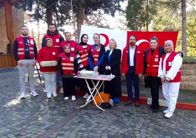 Bilecik Genç Kızılay, Pençe-Kilit operasyonlarında şehit olan askerler için Mevlid-i Şerif okuttu