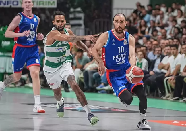 Anadolu Efes, Bursaspor Basketbol'u 99-78 Yendi