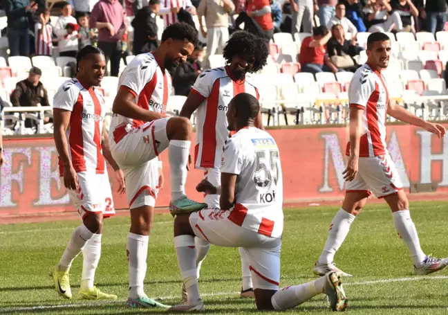 Sivasspor, Rizespor'u 2-1 Mağlup Etti