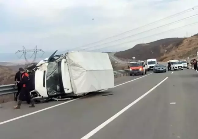 Bingöl'de Trafik Kazası: 5 Yaralı