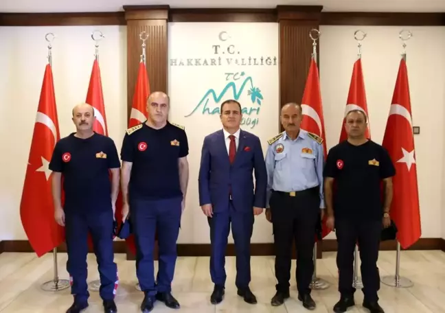 İtfaiyecilerden Vali Akbıyık'a ziyaret