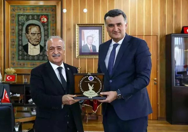 Sanayi ve Teknoloji Bakan Yardımcısı Atatürk Üniversitesi'nde