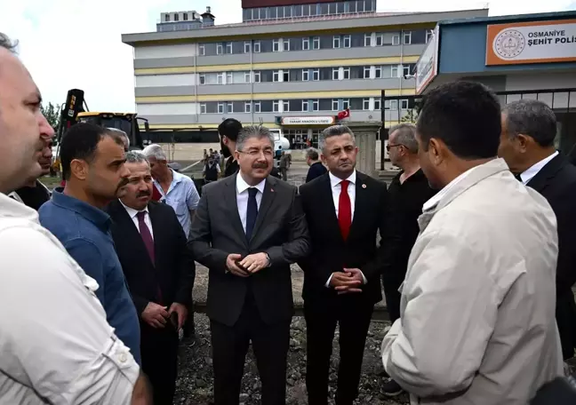Osmaniye Valisi Erdinç Yılmaz, sağanak nedeniyle zarar gören mahalle ve köyleri inceledi
