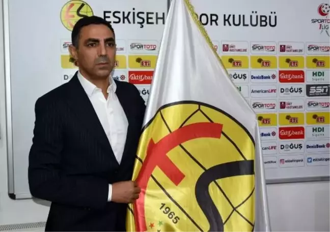 Eskişehirspor'da Mustafa Özer dönemi başladı